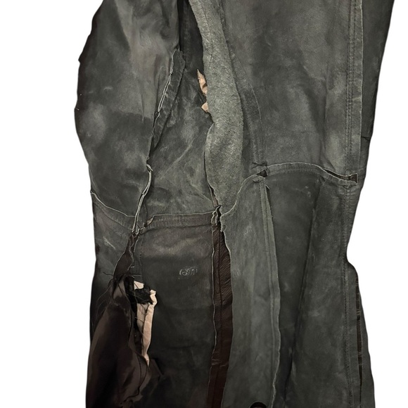 Vintage Women's Black Leather Trench Coat with Fur Trim - Picture 4 of 6